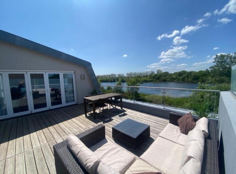 Reed Warbler - Hm111 - Lower Mill Estate Penthouse Apartment With Spa Access Somerford Keynes Buitenkant foto